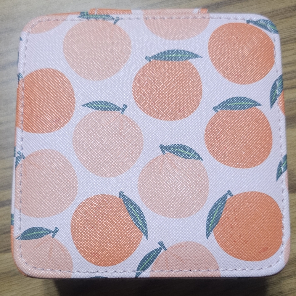 Jewelry case